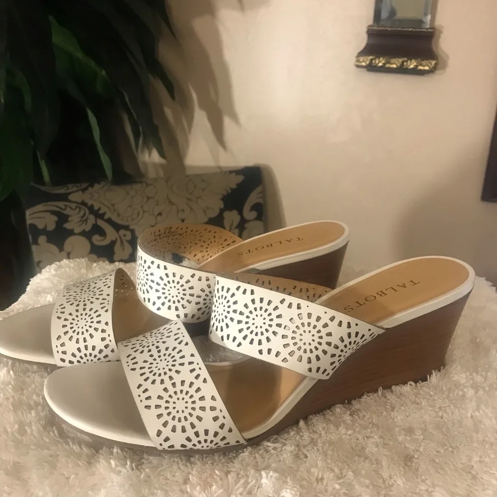 Talbots - Picture 14 of 16